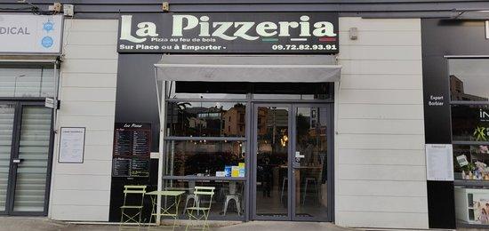 La Pizzeria