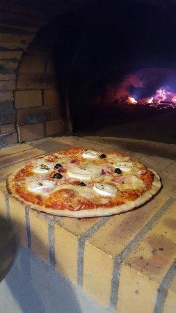 Tiuccia Pizza