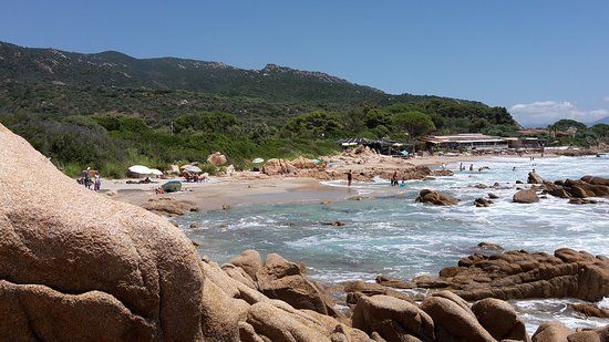 Plage de la Terre Sacrée