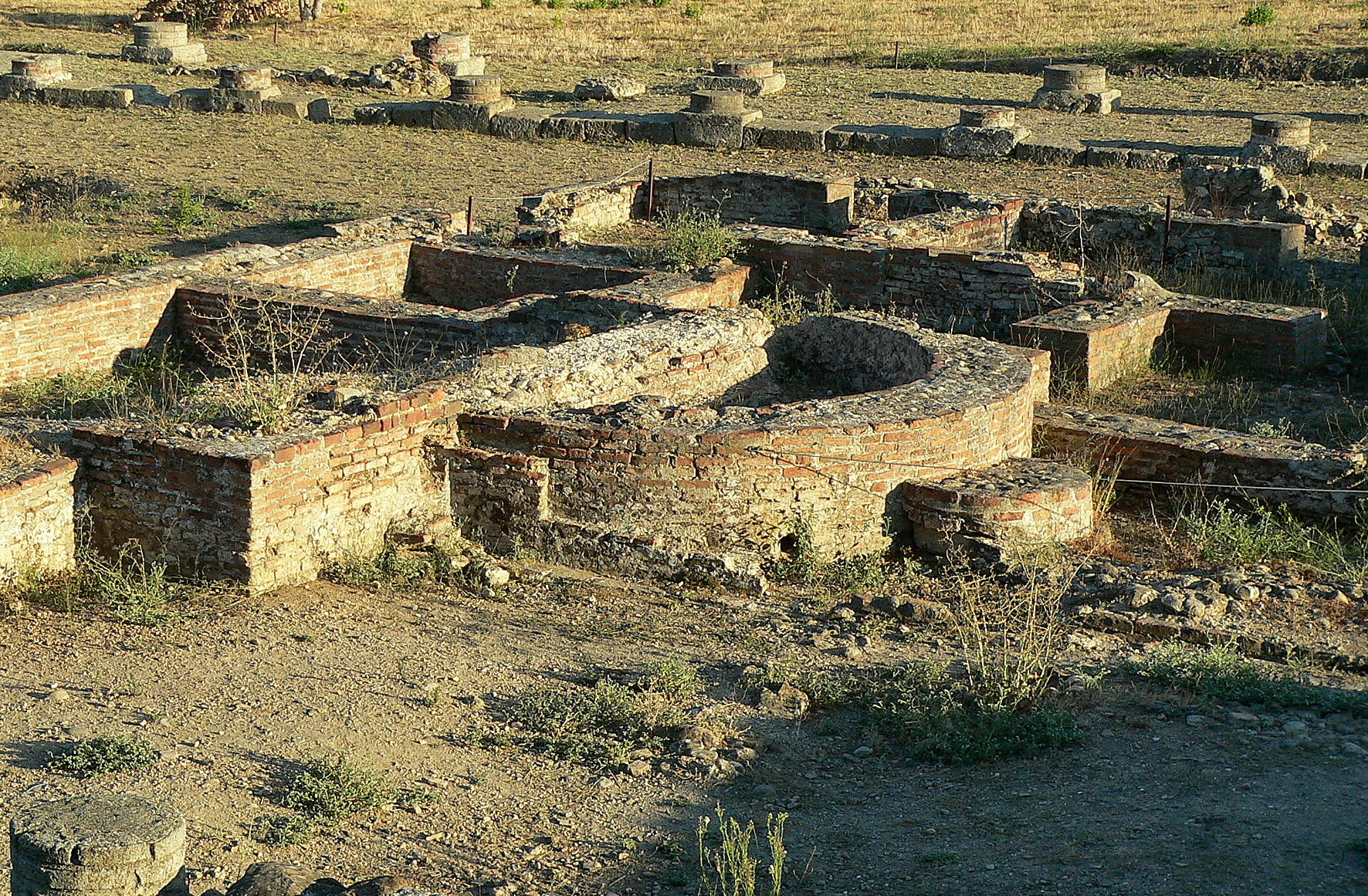 ville antique d'Aléria